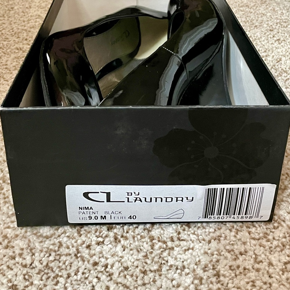 Chinese Laundry Nina Patent Wedge Pump
